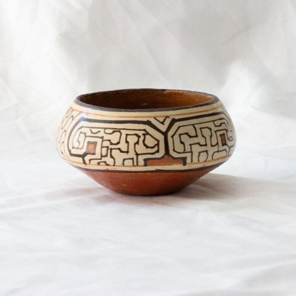 Antique Shipibo-Conibo Peru Polychrome Pottery Bowl Kené Design Ayahuasca Vision - Picture 2 of 8